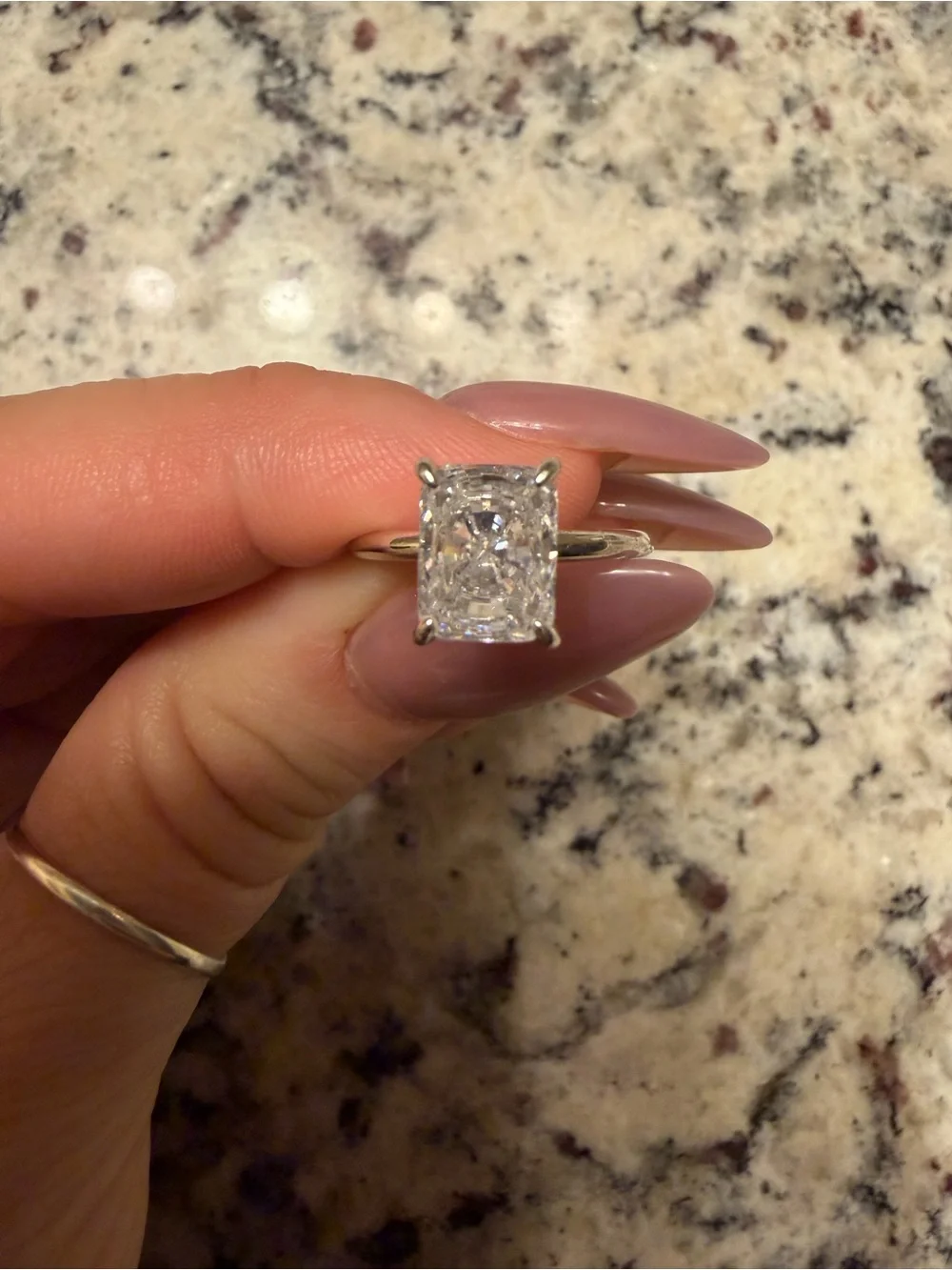 Solitaire Cushion-Cut Clear Stone Ring in Silver “Vacation ring” 2ct